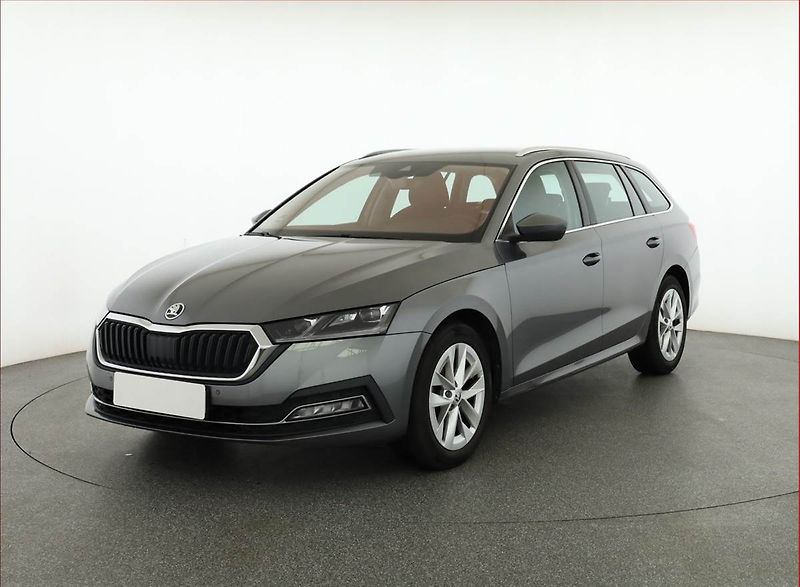 Škoda Octavia (2022) 2.0 TDI, ČR,1.maj, Serv.kniha - fotka 2 z 16