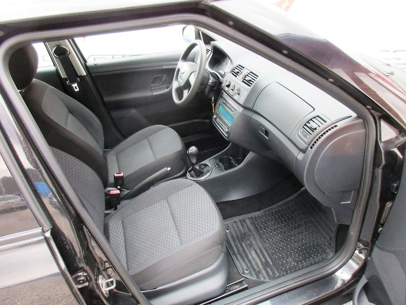 Škoda Fabia (2011) 1,2TSI NA PRESTAVBU BEZ TP - fotka 13 z 15