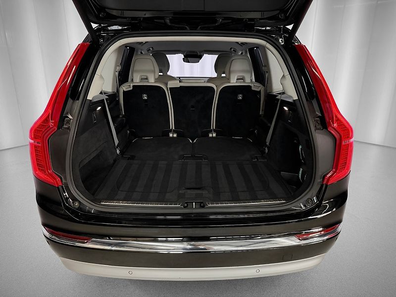 Volvo XC90 B5 AWD INSCRIPTION, HIGH BEAM, - fotka 27 z 28