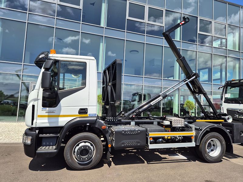 Iveco Eurocargo 140E22 TRAKTOR KONTEJNER  - fotka 2 z 14