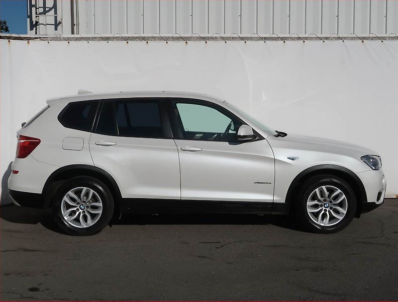 BMW X3 (2015) xDrive20d, 4X4, Automat - fotka 6 z 22