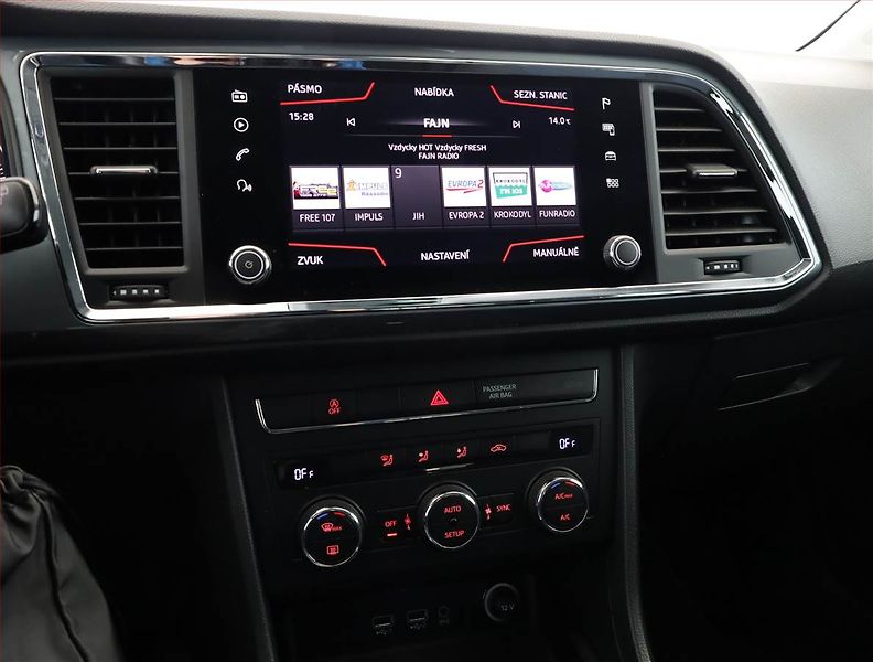 Seat Ateca (2019) 1.6 TDI, Automat, Navi - fotka 10 z 19