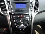 Hyundai i30 1.4 CRDi 66 kw tažné - náhled 13