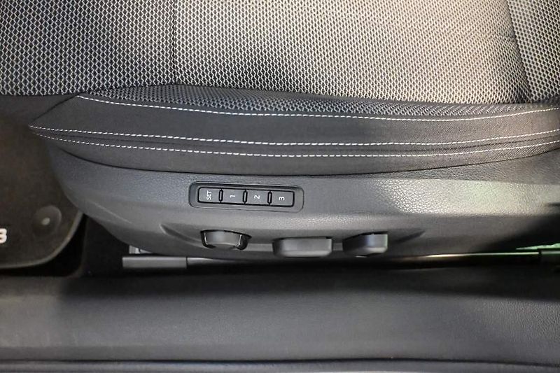 Škoda Superb (2024) 2.0 STYLE DSG LED Matrix ACC V - fotka 24 z 33