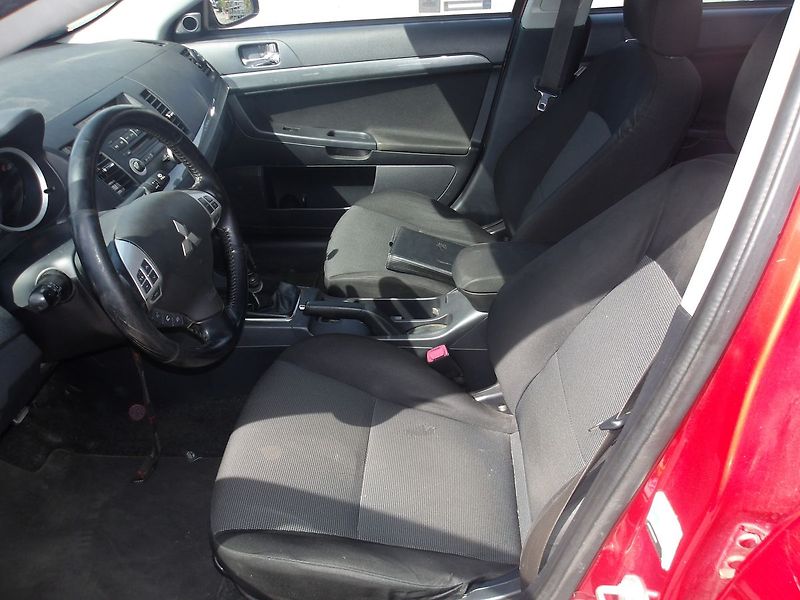 Mitsubishi Lancer 2,0D-iD 103kW ČR! Po rozvodech - fotka 14 z 28