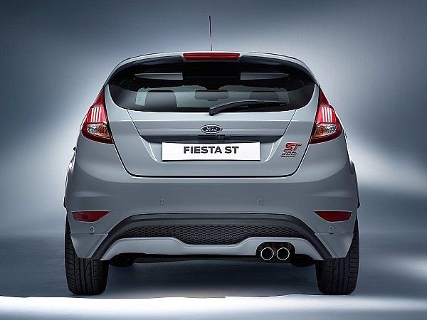 Ford Fiesta ST200.