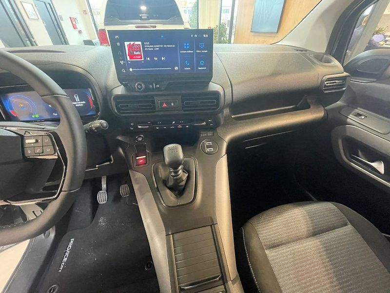 Toyota ProAce City Verso 1.5 D-4D M/T Family 7S - fotka 21 z 30