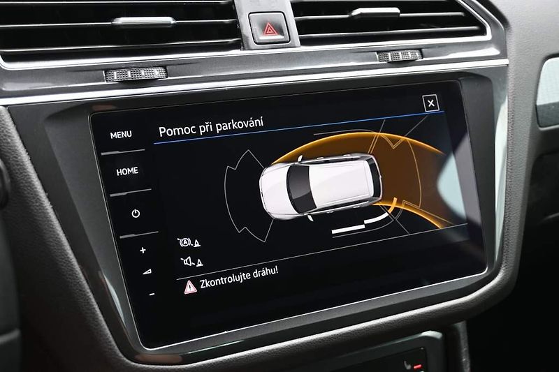 Volkswagen Tiguan (2023) 2.0 4MOTION LED DSG Life ACC T - fotka 24 z 37