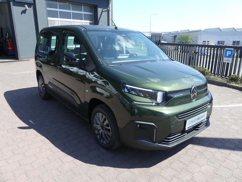 Citroën Berlingo (2026) PLUS Petrol 110k Manual   - fotka 3 z 20