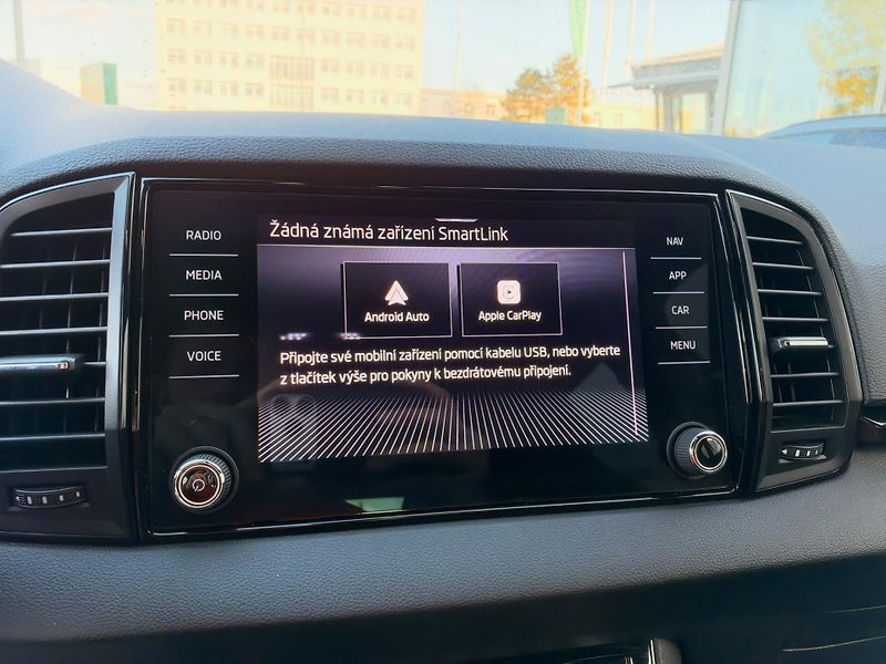 Škoda Karoq Sportline 2,0 TDI DSG - fotka 15 z 24