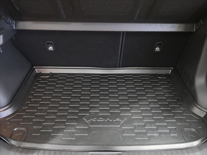 Hyundai Kona 1,6 145 kW N-line 1.majitel - fotka 8 z 35
