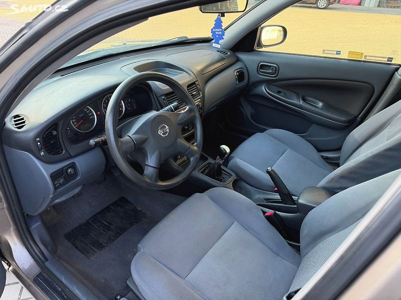 Nissan Almera (2005) 1.5i, 72kw Nová STK - fotka 13 z 16