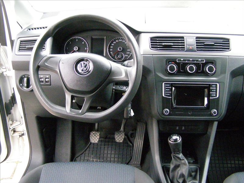 Volkswagen Caddy 2,0   TDI TEMPOMAT - fotka 17 z 26