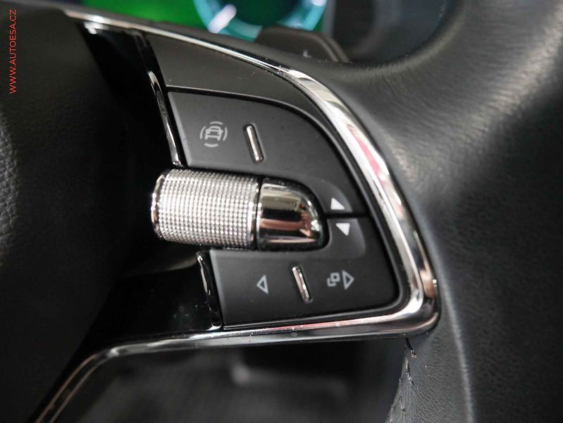 Škoda Octavia (2022) 2.0 TDi 4x4, 1.maj,ČR, Style - fotka 16 z 21