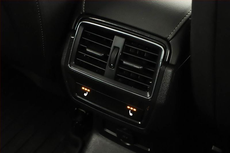 Škoda Karoq (2020) 2.0 TDI - fotka 11 z 16