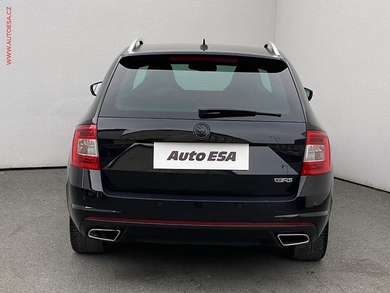 Škoda Octavia (2013) 2.0 TDi, RS - fotka 5 z 19