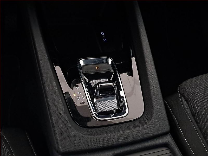 Škoda Octavia (2020) 2.0 TDI, Automat, Navi - fotka 13 z 24