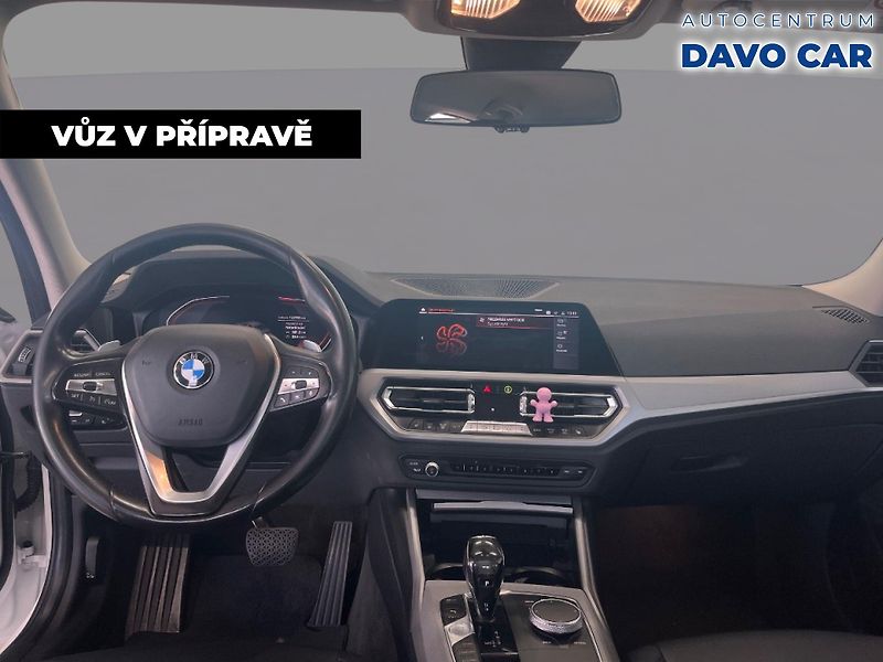 BMW Řada 3 2,0 320d 190k xDrive ADVANTAGE - fotka 3 z 33