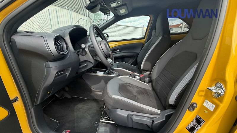 Toyota Aygo 1.5HEV GR SPORT - fotka 13 z 25