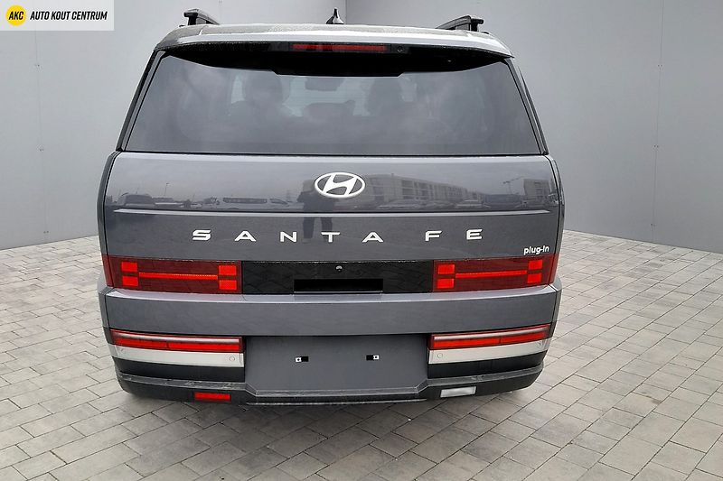 Hyundai Santa Fe (2025) 25 1,6 TGDI PHEV 4WD STYLE PRE - fotka 6 z 13