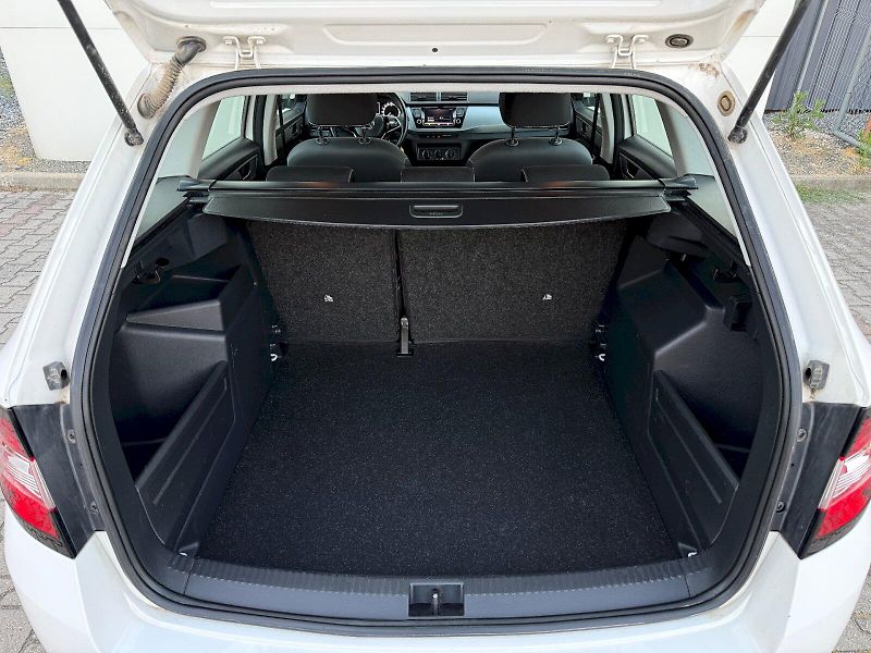 Škoda Fabia (2021) Combi 1.0 TSI 70 kW Ambition - fotka 19 z 20