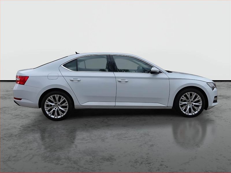 Škoda Superb (2022) Style 2.0 TDI - fotka 6 z 22