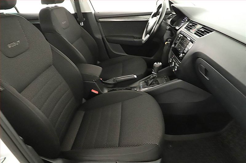 Škoda Octavia (2017) Scout 2.0 TDI, 4X4, Automat - fotka 7 z 13