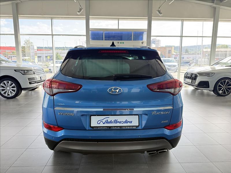 Hyundai Tucson 2,0   CRDI 136kW,4WD,SERVISKA, - fotka 5 z 26