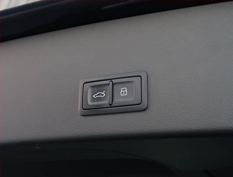 Audi A6 Allroad (2015) 3.0 TDI, 4X4, Automat, Kůže - fotka 23 z 25