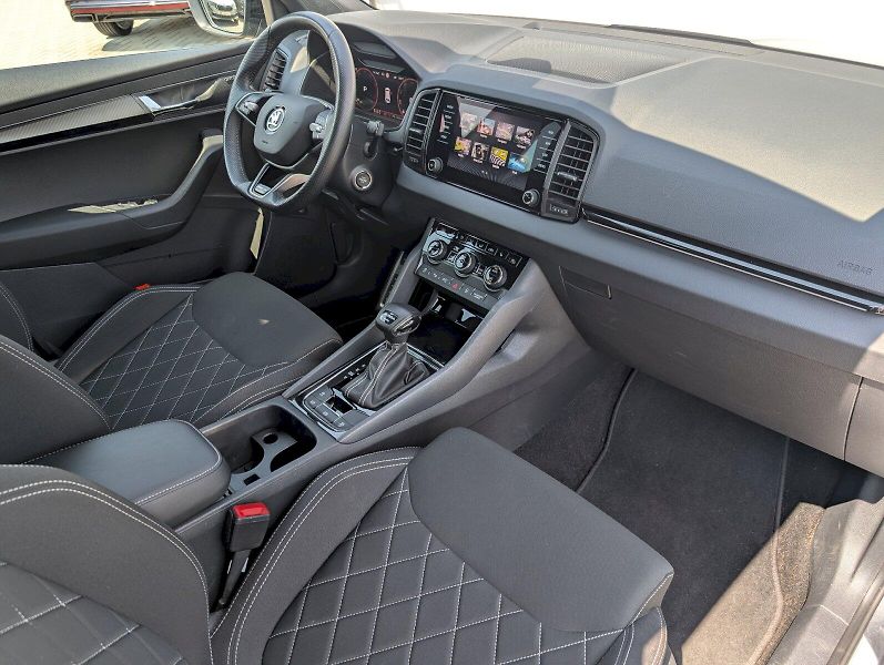 Škoda Karoq (2024) 2,0 TDI / 110 kW DSG 4x4 Sport - fotka 10 z 30