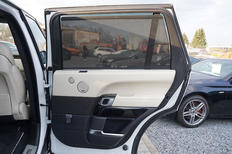 Land Rover Range Rover 4.4 SDV8 LWB  Autobiography - fotka 32 z 53