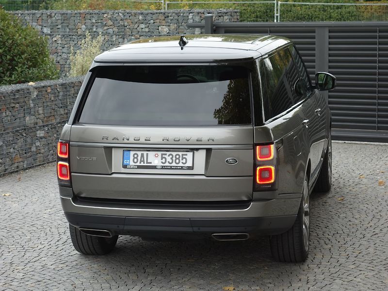 Land Rover Range Rover (2021) D300*VOGUE*50000KM*ZÁR*1M*CZ!! - fotka 2 z 50