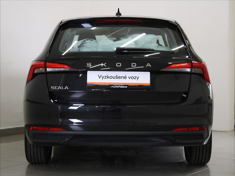 Škoda Scala 1,0 TSi 85kW 5L.Zár. 8 000km! - fotka 4 z 23