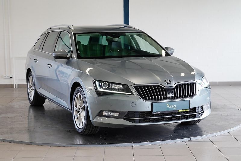 Škoda Superb - fotka 8 z 28