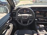 GMC Sierra (2026) GMC AT4-X AEV  6,2L V8 - náhled 11