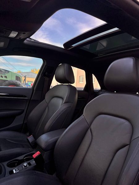 Audi Q3 (2018) S-LINE 2.0 TFSI 147KW PREMIUM+ - fotka 13 z 39