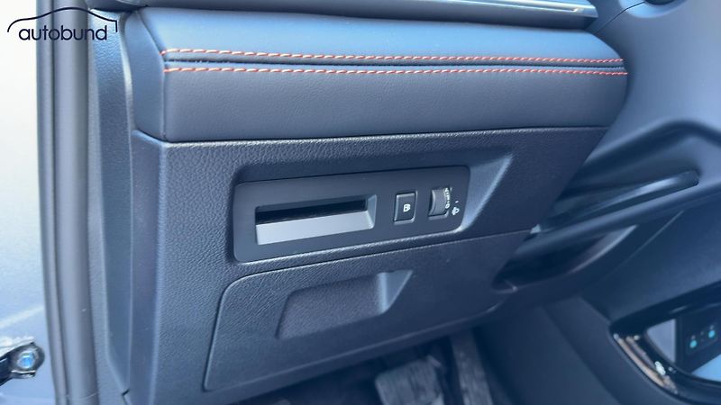 BYD Seal U Seal U DM-i PHEV Boost 160 kW  - fotka 13 z 40