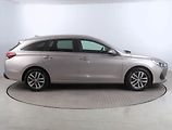 Hyundai i30 (2018) 1.4 CVVT, Serv.kniha, Tempomat - náhled 6