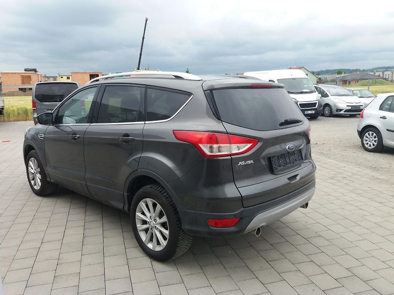 Ford Kuga 2.0TDCi,110kW,TAŽNY,SERV.KNÍŽK - fotka 3 z 18