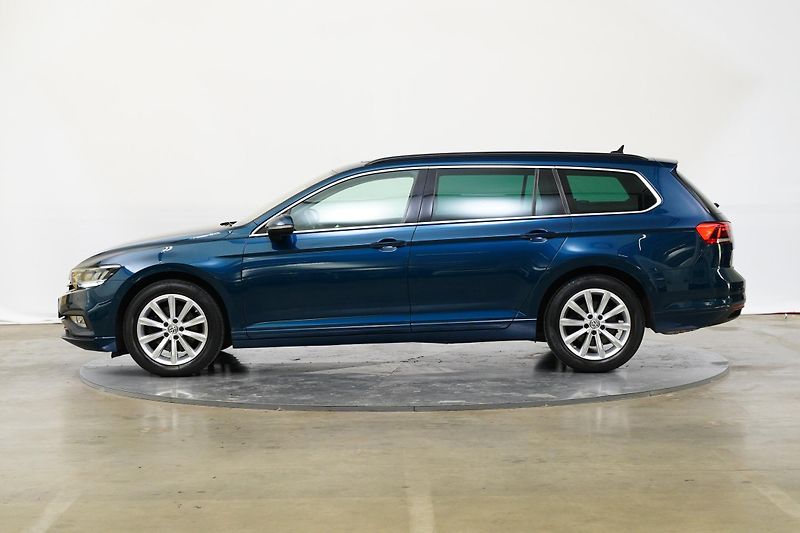 Volkswagen Passat - fotka 3 z 28