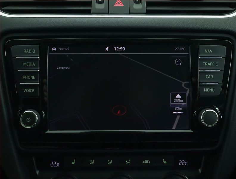 Škoda Octavia (2015) 2.0 TDI, Automat, Serv.kniha - fotka 15 z 17