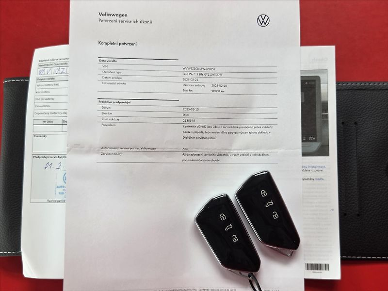 Volkswagen Golf 1,5 eTSi 110kW DSG Záruka2028 - fotka 7 z 22