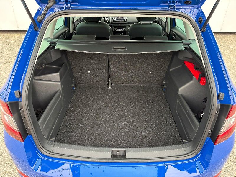 Škoda Fabia (2022) Combi 1.0 TSI / 70kW / BLACK T - fotka 12 z 30
