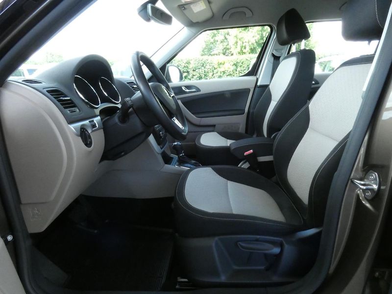 Škoda Yeti FL 4x4 AmbitionPlus 1.4 TSI /1 - fotka 19 z 30