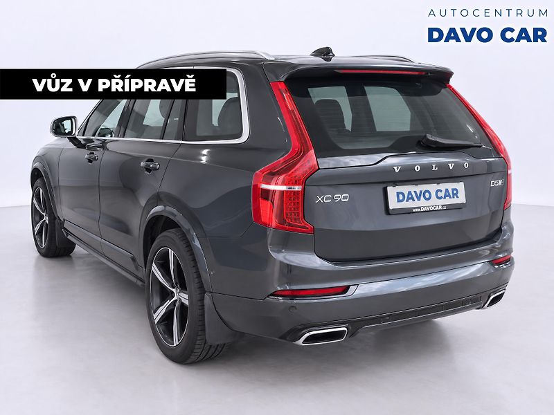 Volvo XC90 2,0 D5 173kW 4x4 R-Design CZ - fotka 2 z 12
