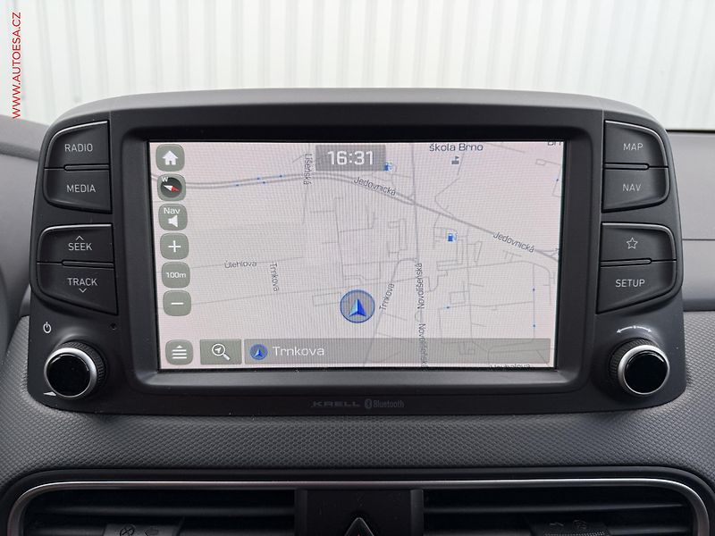 Hyundai Kona (2020) 1.0 T-GDi, AC, navi, park - fotka 14 z 18