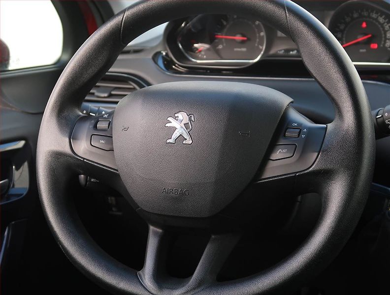 Peugeot 208 (2012) 1.2 PureTech, Serv.kniha - fotka 14 z 17