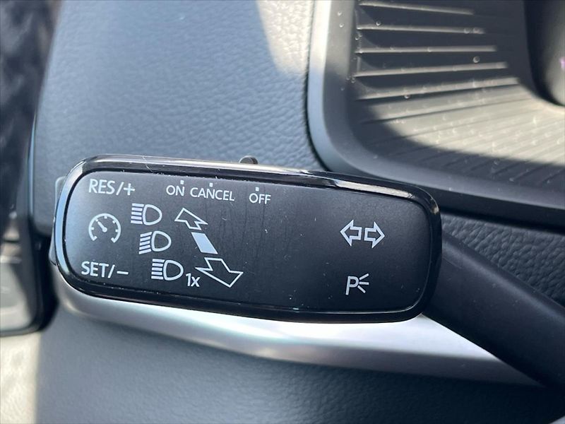 Škoda Karoq 1,5 TSi 110kW 7DSG SELECTION - fotka 19 z 24