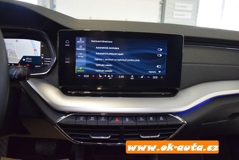 Škoda Octavia 2.0 TDI STYLE PLUS MATRIX DSG  - fotka 56 z 77
