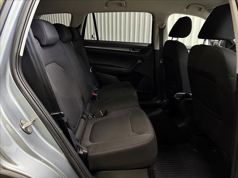 Škoda Kodiaq 1.5TSI 110kW MAN. TAŽNÉ 2XKOLA - fotka 31 z 37